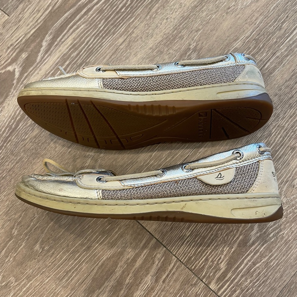 Sperry boat shoes